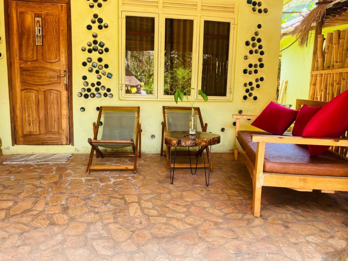 Afro Smile Hotel & Guest House - Jinja Exteriér fotografie