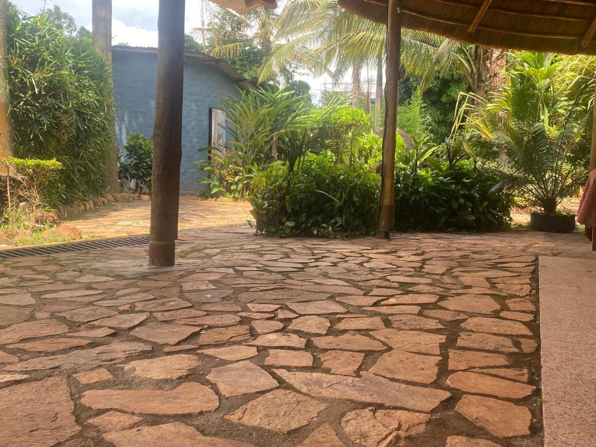 Afro Smile Hotel & Guest House - Jinja Exteriér fotografie