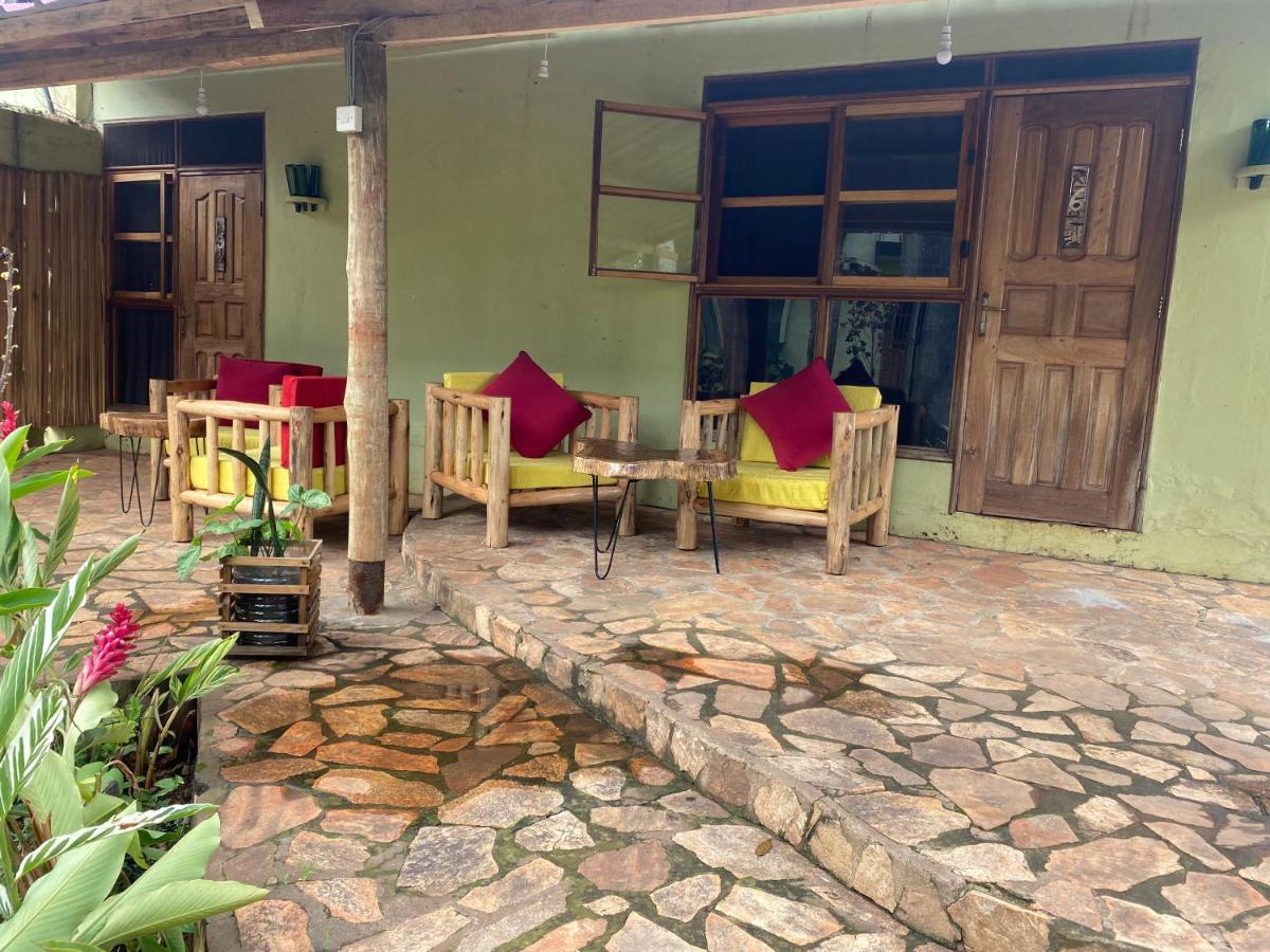 Afro Smile Hotel & Guest House - Jinja Exteriér fotografie
